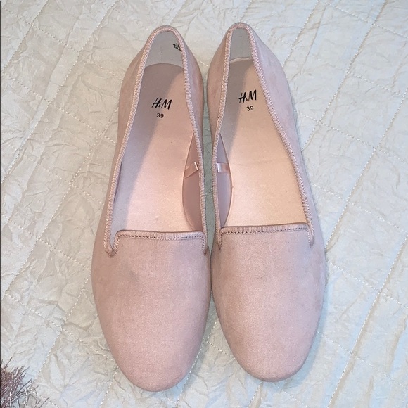 H&M Shoes - H&M loafers NEW NEVER WORN. Size 8.5!